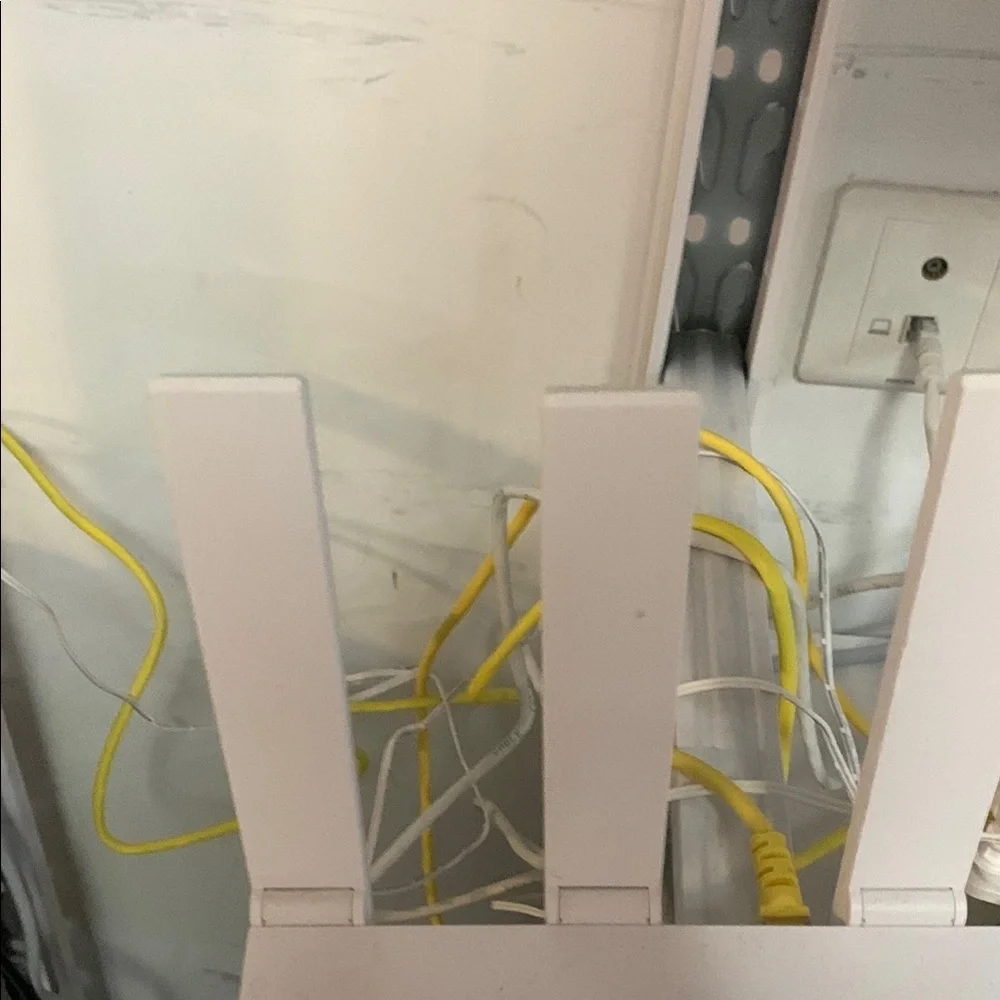 WiFi 6 White Router - Picture 3 of 6